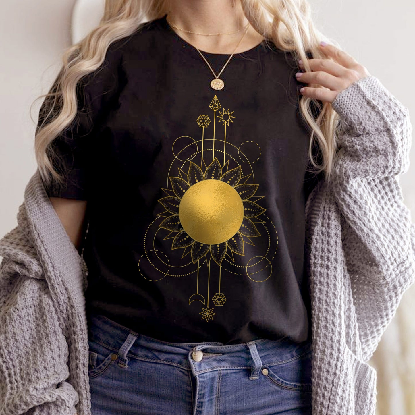 Fekete Gold Sun póló.